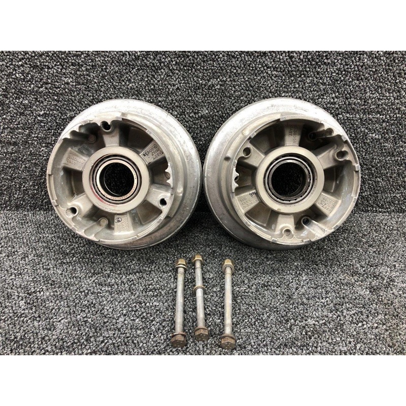 D30660-1 (Alt: C163006-0101) McCauley Main Wheel Assembly 6.00-6