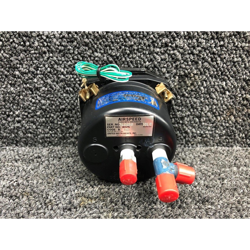 8025 United Instruments Airspeed Indicator (Volts: 12, Lighted)