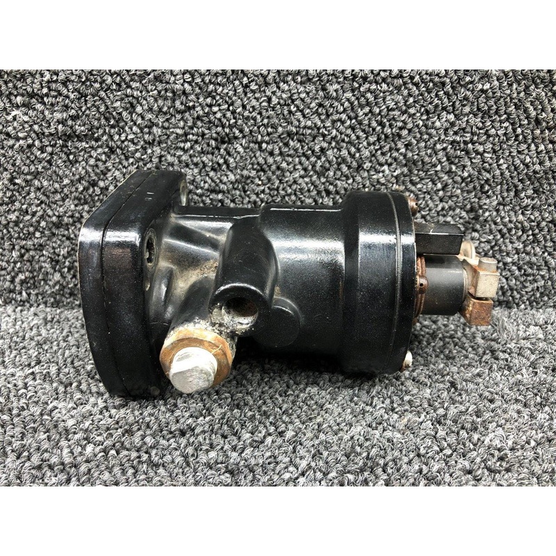 C290D3-J/T18 Lycoming O-360-F1A6 McCauley Propeller Governor Assembly