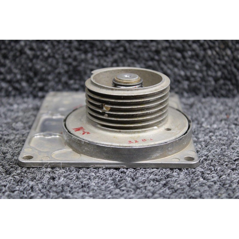 065-0030-00 (Use: 065-00030-0000) Bendix King KM-275 Servo Mount (No Cable)