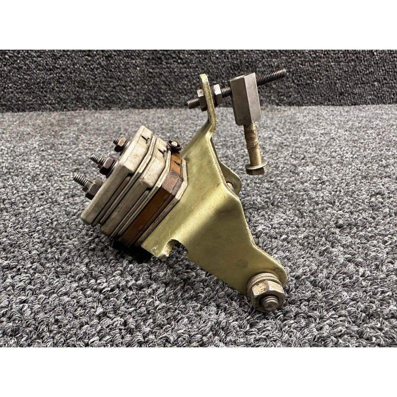 3E2011-1 Continental TSIO-360-LB1B BF Goodrich Propeller De-Ice Block Assembly