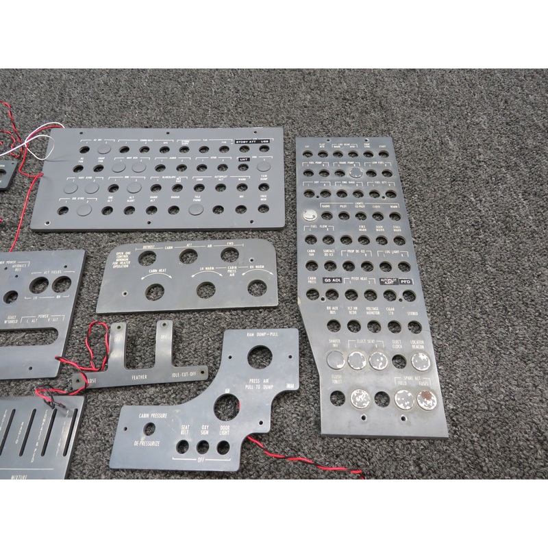 95-0807-5, 95-0578-21 Grimes Lighted Panel Set (Volts: 115)