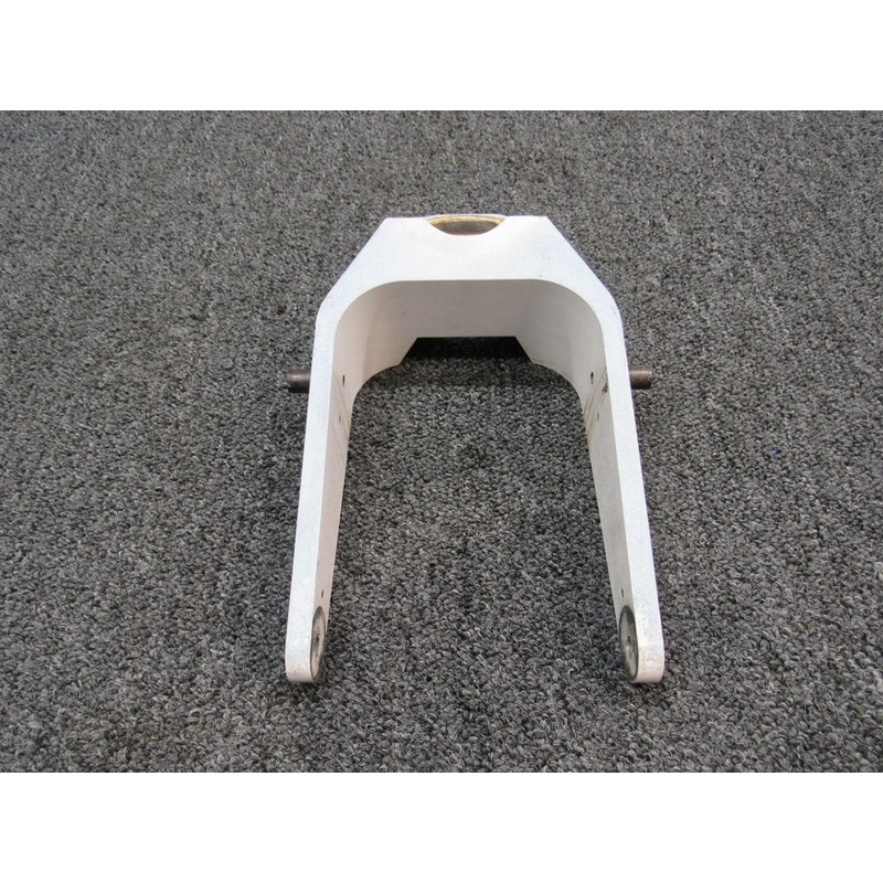 11638-004 Cirrus SR22 Nose Gear Fork Assembly