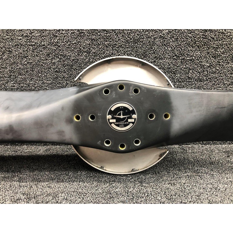 1L100LSA6754 (USE: D-7995) McCauley 2 Blade Propeller (No Logs)