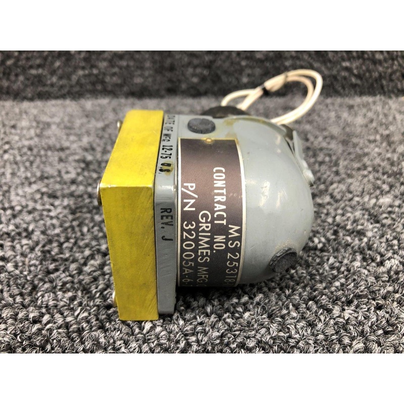32005A-6-7796 (Alt: MS25318-1) Grimes Approach Light Assembly has Retainer