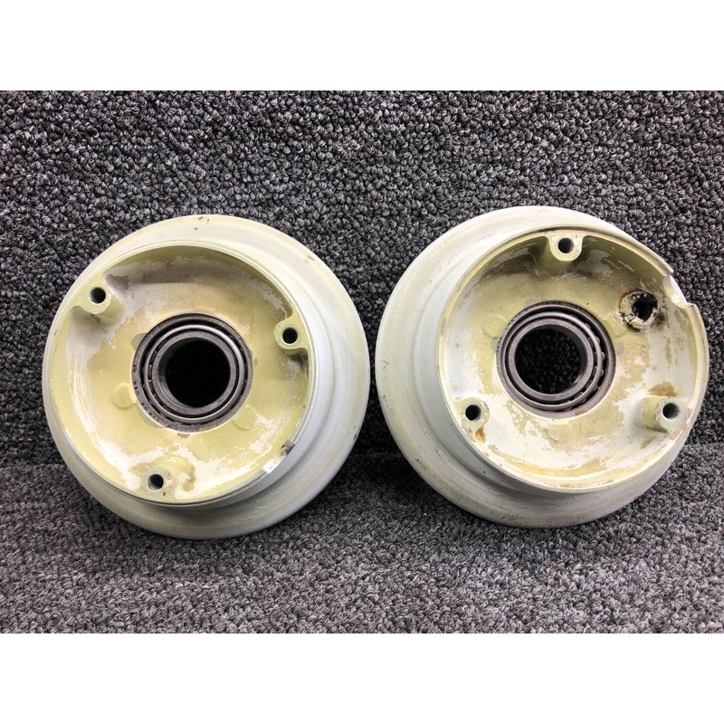 40-77E (ALT: 36-8002-1) Cleveland 5.00-5 Nose Gear Wheel Assembly
