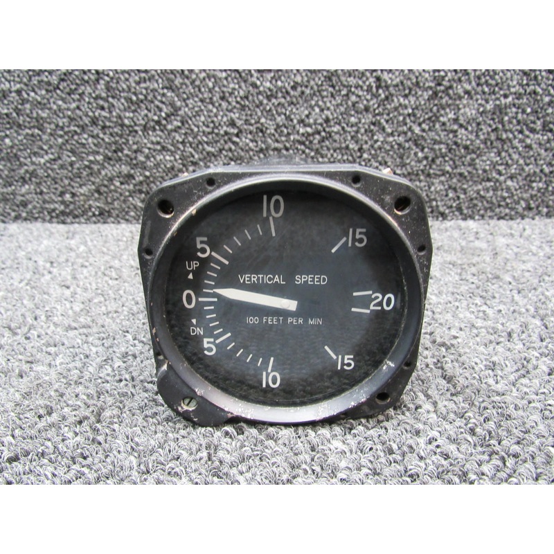 7000 (Use: C661080-0101) United Instruments Vertical Speed Indicator