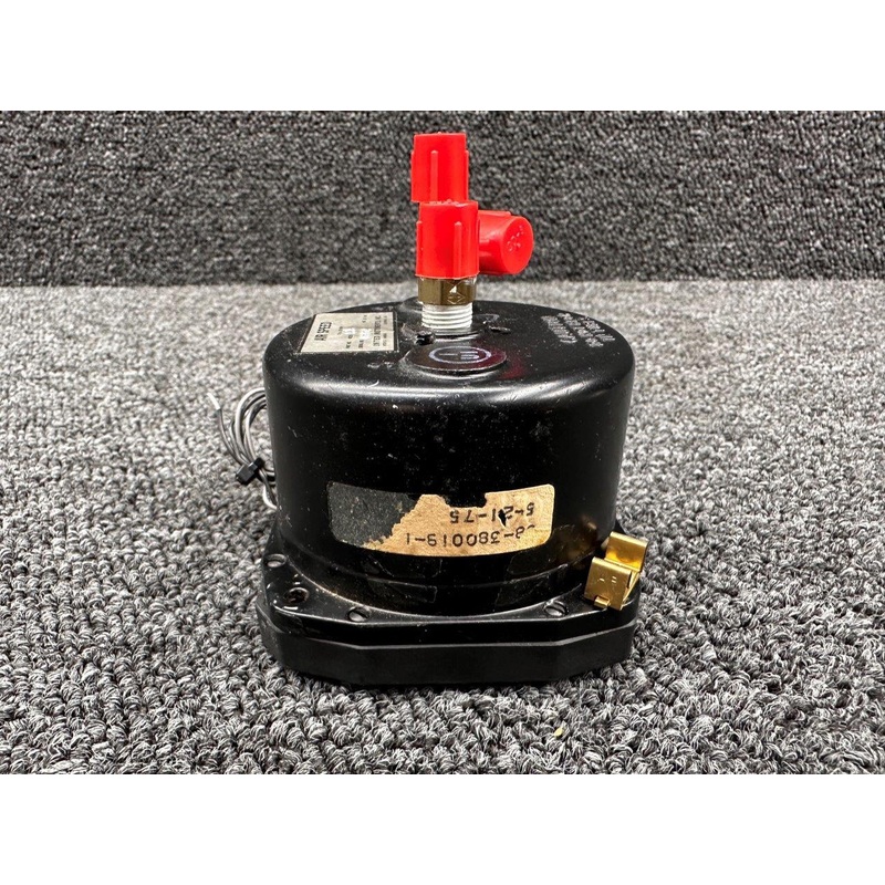 8025-13L United Instruments True Air Speed Indicator (Lighted with 13 Volts)