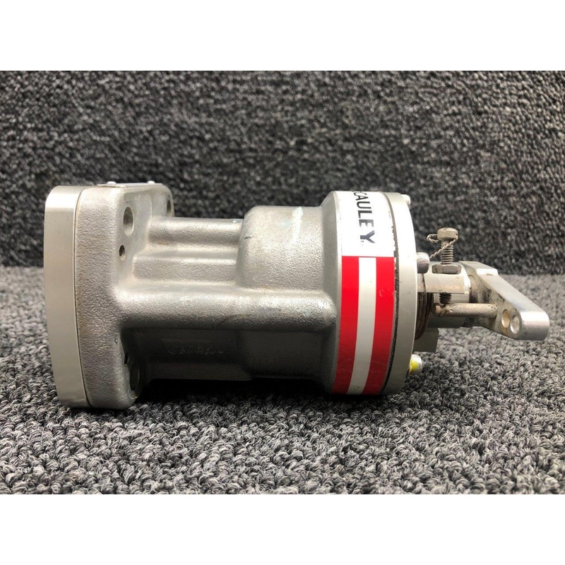 DC290D1-F/T37 Lycoming IO-540-D4B5 McCauley Propeller Governor (Prop Struck)