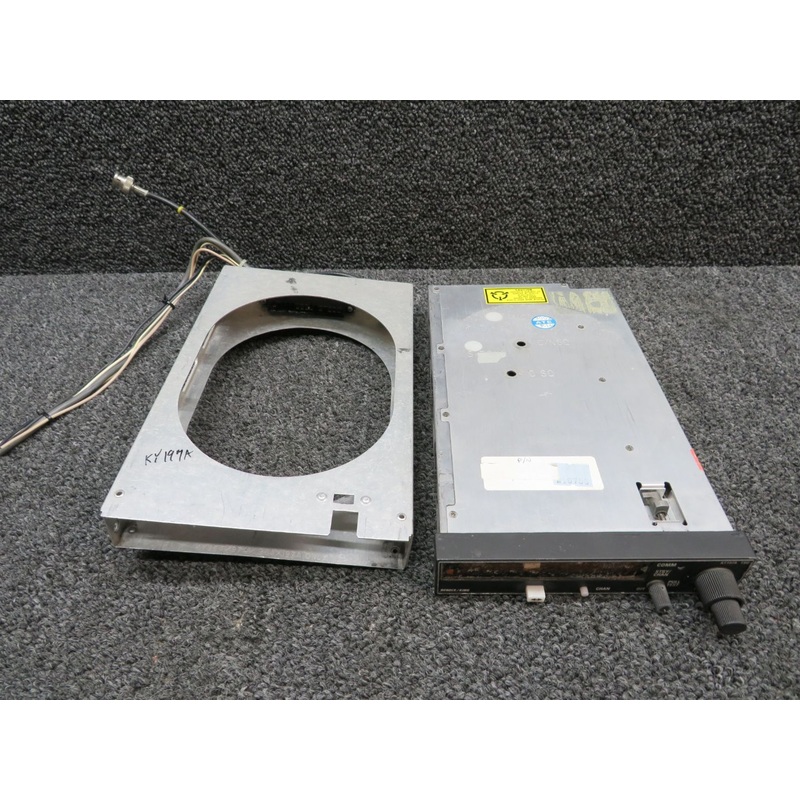 064-1053-60 Bendix King KY-197A VHF Comm Transceiver with Tray (14V) (CORE)