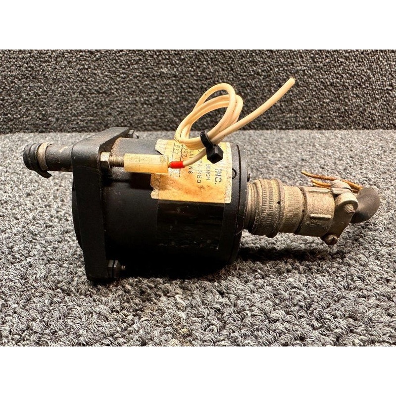 200-2A9-C7B (Alt: AN5790-6) Garwin Outside Air Temperature Indicator (Lighted)