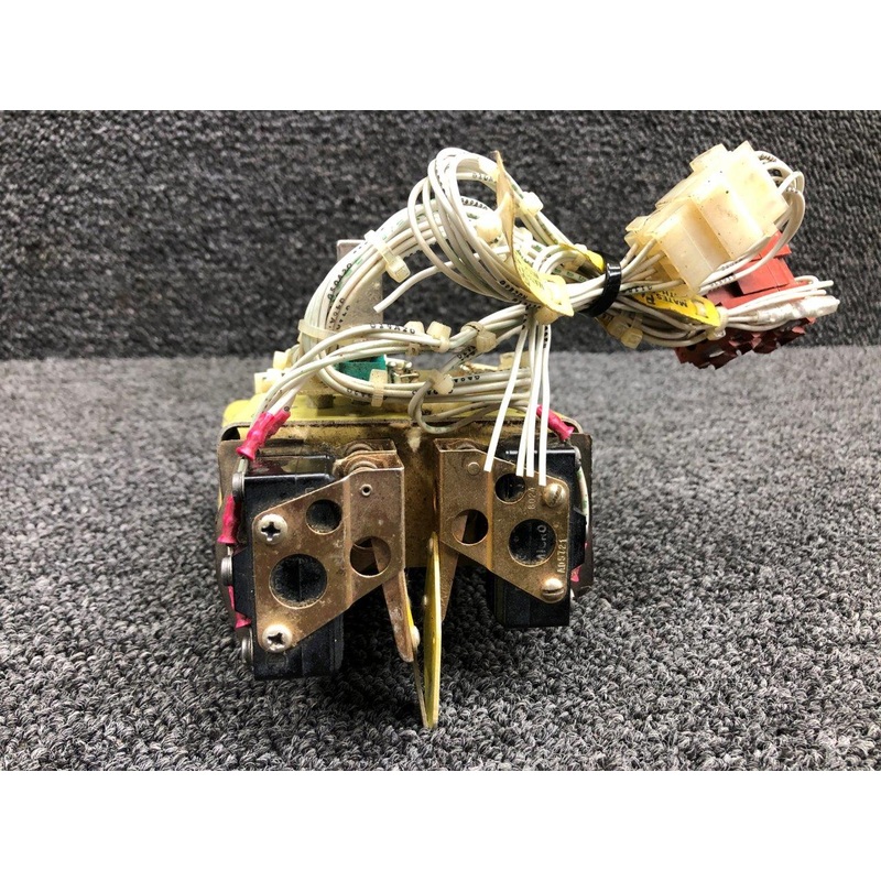 002-364013-29, MS25026-1 Beechcraft V35B Main Gear Limit Switch Assembly
