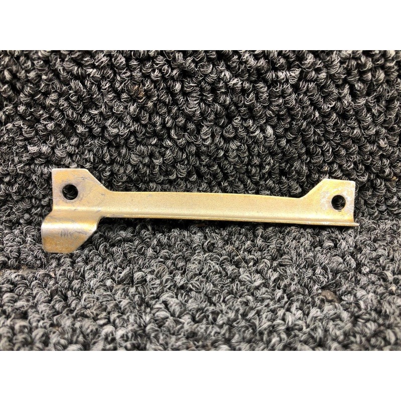 002-430077-11 Beechcraft 95-B55 Baggage Door Striker