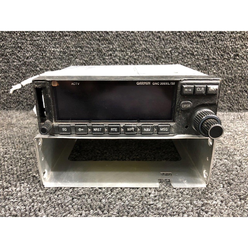 011-00433-00 Garmin GNC-300XL GPS Moving Map, Comm Radio with Tray (14V)