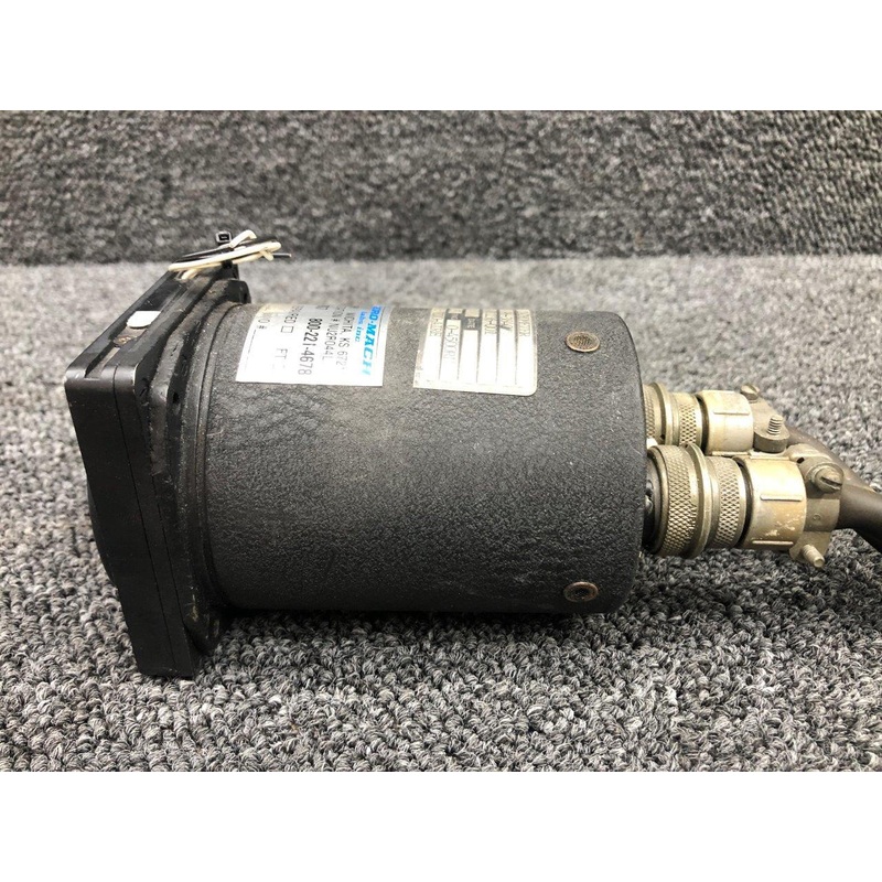 1U236-001 (ALT: 96-384059-3) Edo-Aire Dual Tachometer Indicator (Lighted)