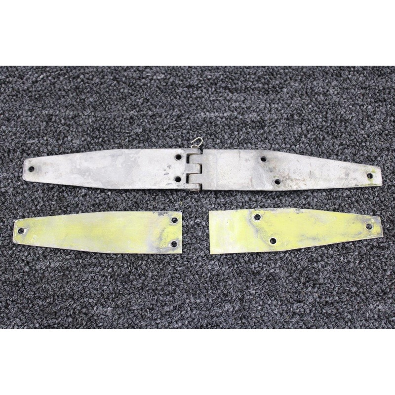 43723-3, 43722-2 Rockwell 122A Cabin Door Hinge Assembly Lower RH