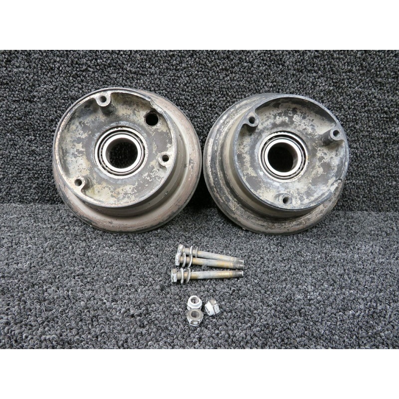 40-77 (ALT: 1241156-12) Rockwell 112 Nose Wheel Assembly 5.00×5