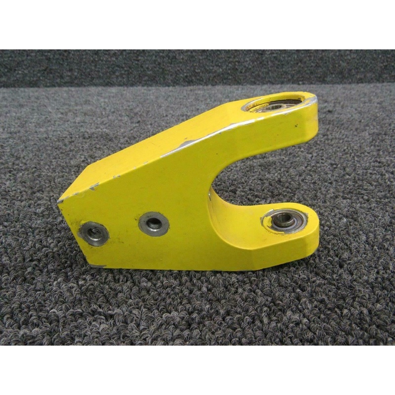 Air Tractor AT-301 Bracket Control Yoke Attach