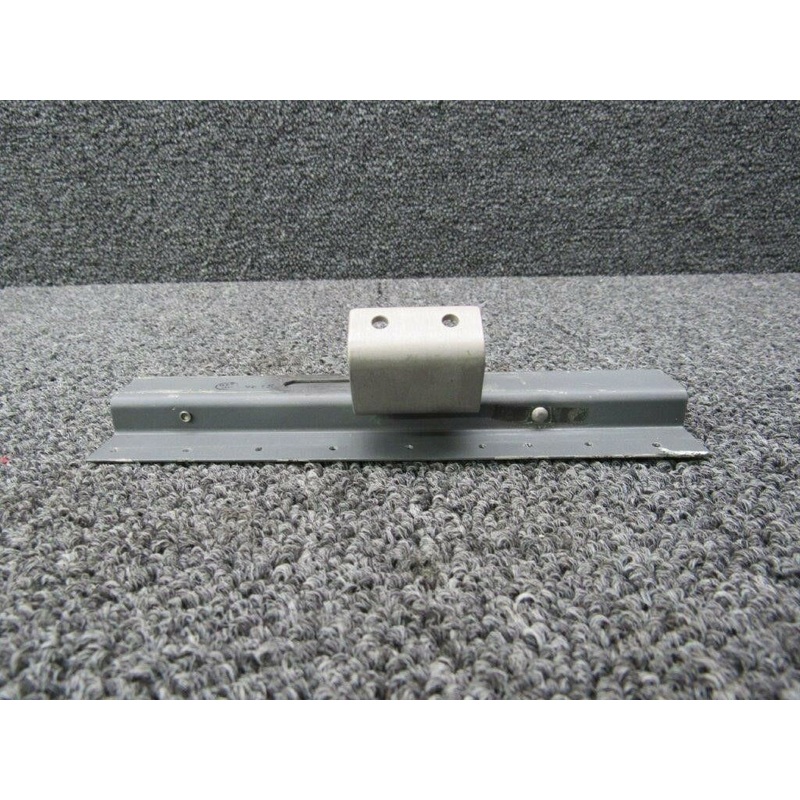 H2109-3 Beech 35 LH Handle Assy Cowl Door Latch (SA)