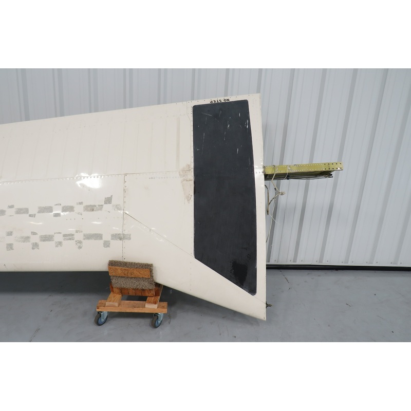 42000-2 (Spar PN: 42002-2) Rockwell 112A Wing Assy RH