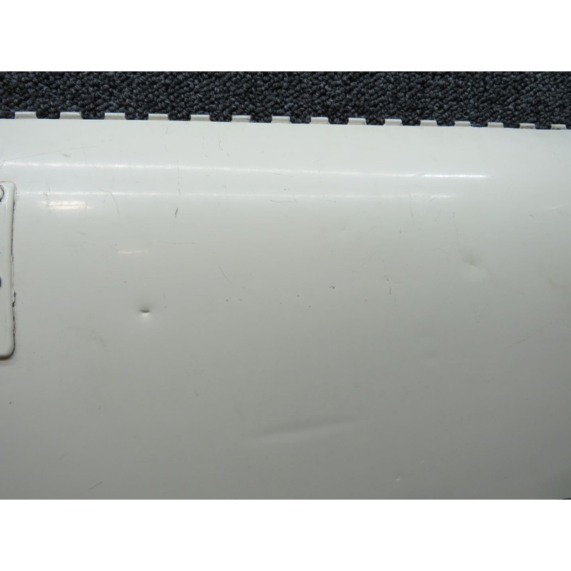 99-810030-35 (Use: 99-810030-53) Beech King Air 100 Main Gear Door (Colored)