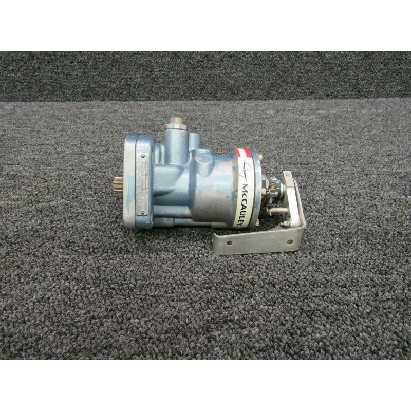 C290D3F/T23 Beech A36 Continental IO-550-B McCauley Propeller Governor