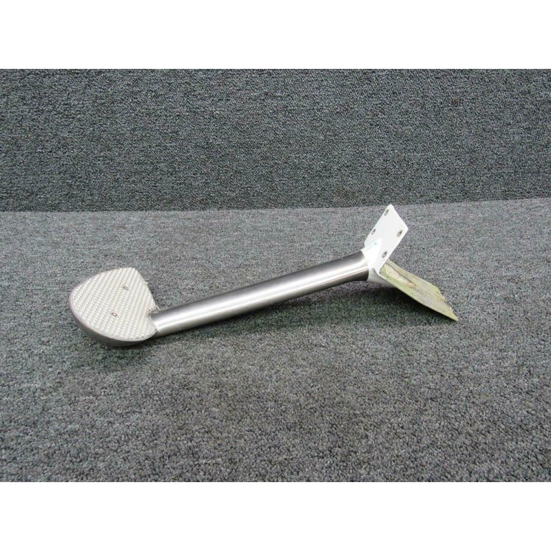 002-430076-1 / 002-430082-11 Beech A36 Assist Step Assy