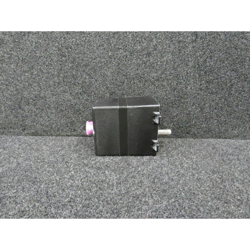 065-0024-02 King Radio KSA-371 Servo Actuator (28V) (W/ 8130-3) (C20)