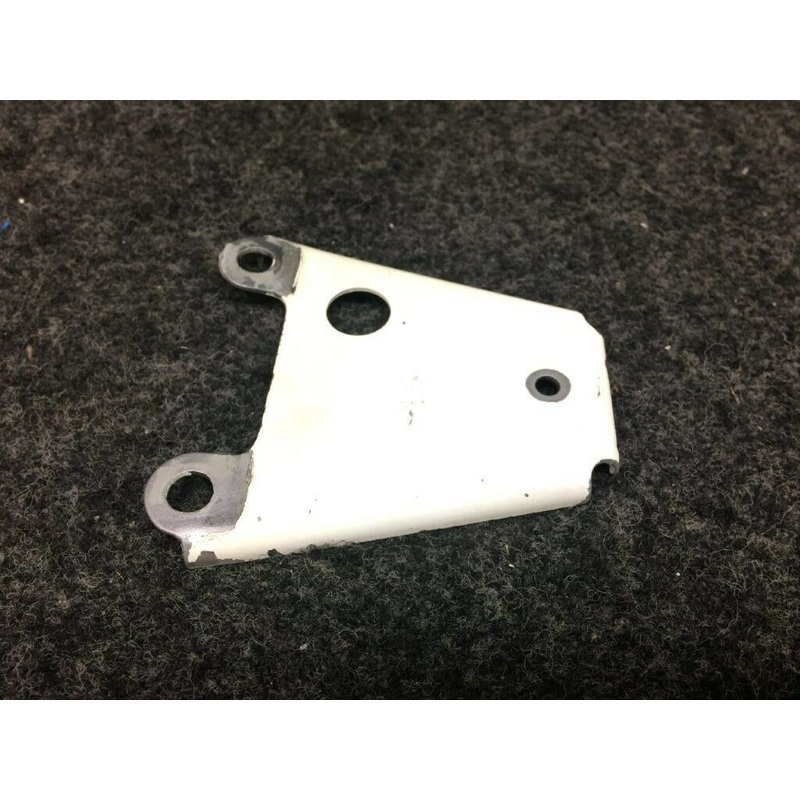 96-940000-75 (Use: 96-940003-3) Beech 95-C55 Bracket Propeller Governor