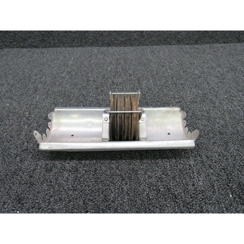 AN210-4A / 35-410017 Beech C35 Bracket / Pulley Elevator Control FWD
