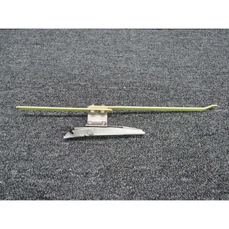H2109-4 / 002-910010-9 Beech A36 Cowl Door Latch Assy RH W/ Rods