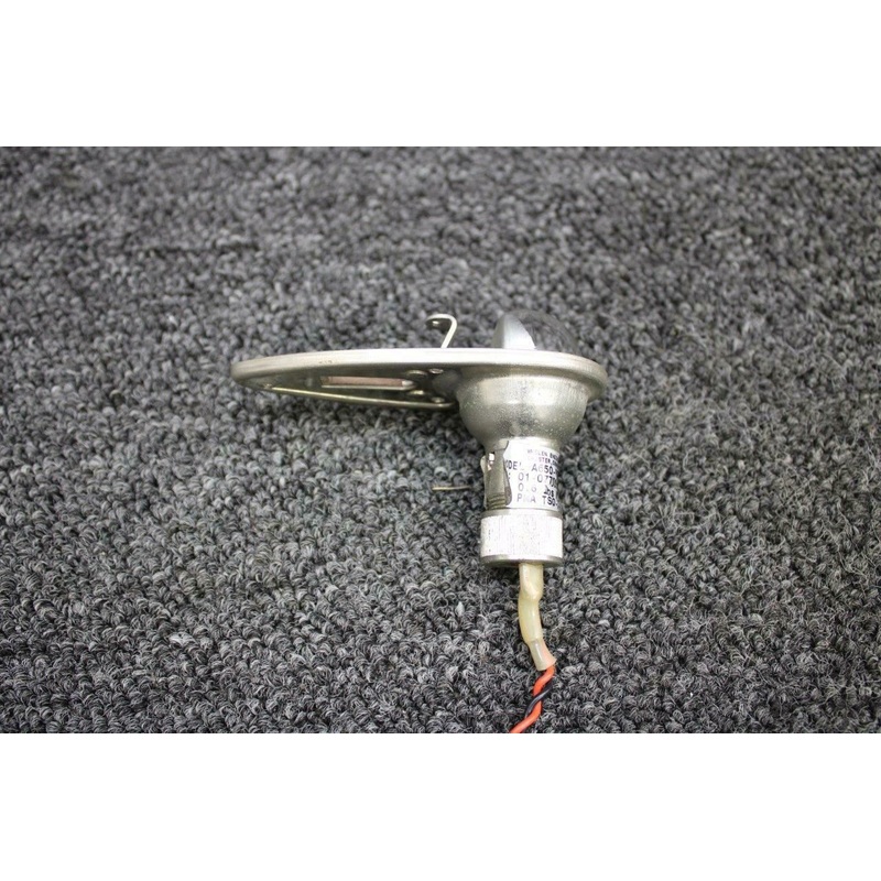 01-0770054-01 (Alt: 472-895) Whelen A650-PG-28V Light Base (Volts: 14-28)