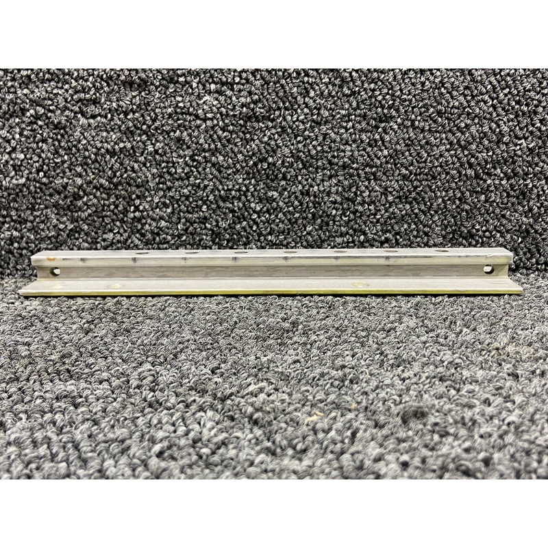 002-430021-19 Beechcraft E-55 Seat Track Center
