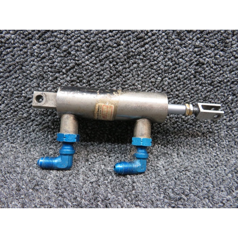 10-23 Piper PA-31T Cleveland Master Cylinder Assembly with Yellow Tag (C20)