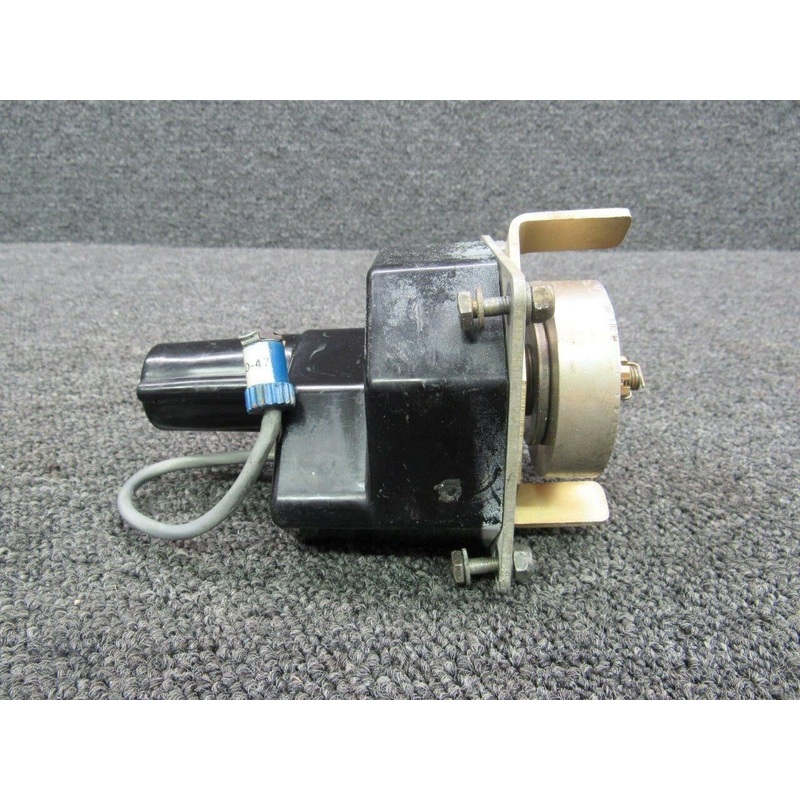 1C470-1-388R Cessna T210N Edo-Aire Roll Servo (Volts: 28)