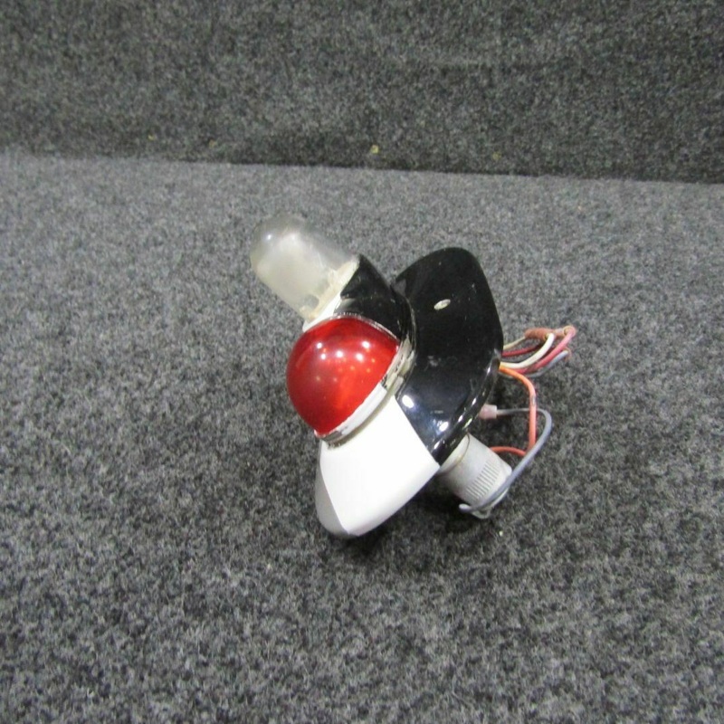 A650 PR Piper PA-31T Whelen Wing Tip Nav and Strobe Light Assembly (C20)