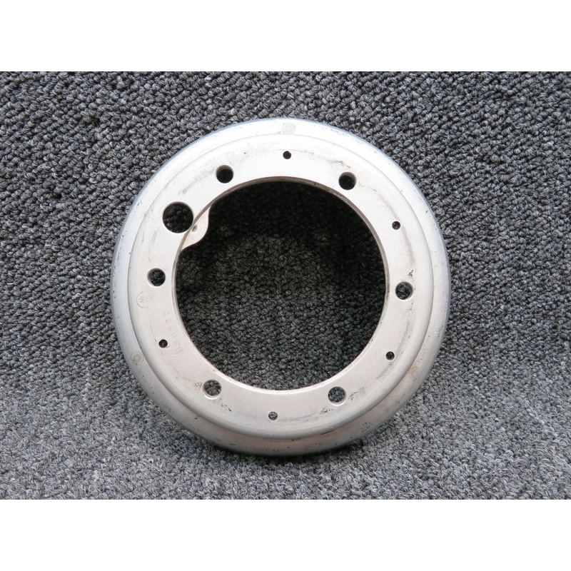 D30222-1 (Alt: C163004-0102) Cessna T210L McCauley Wheel Flange
