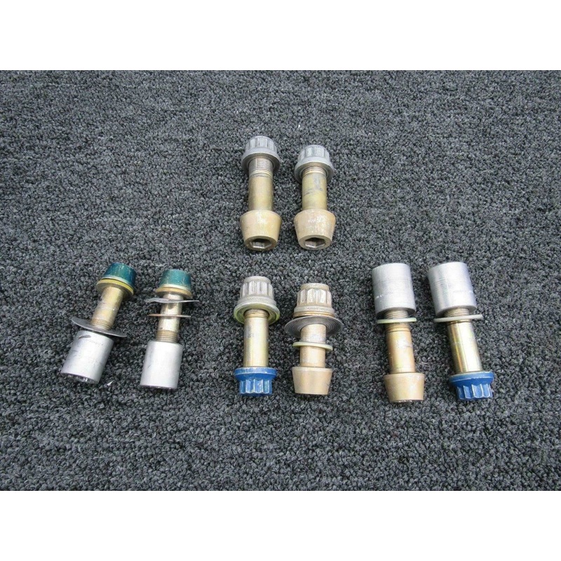NAS152-37 / MS20014-26 Beech 95-B55 Wing Bolt Attach Set
