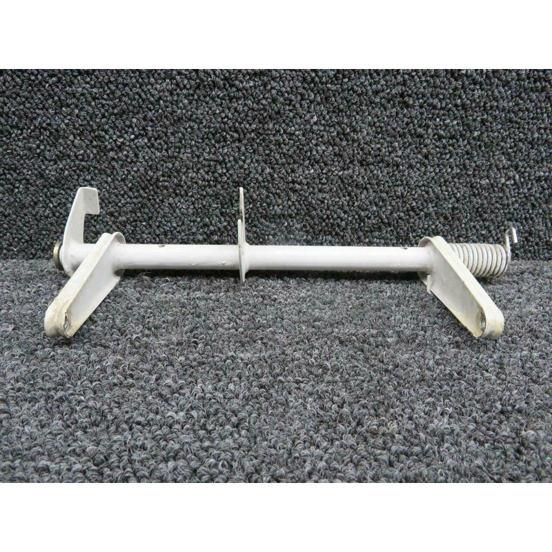 002-430033-1 Beech 58P Nose Gear Door Actuator Shaft Assy