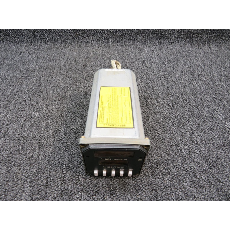066-3032-10 King Radio KDI-571 DME Indicator (Volts: 28)