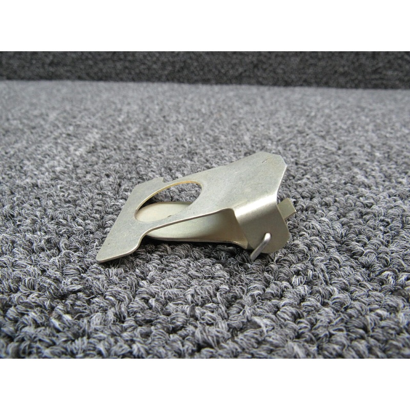 17324-001 Cirrus SR22T Flapper Assembly (Hours: 695.5)