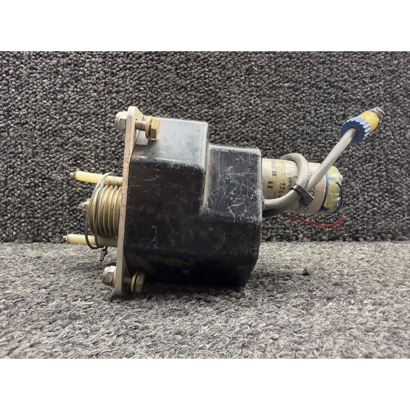 1C750-1-668P Edo-Aire Pitch Servo with Bracket