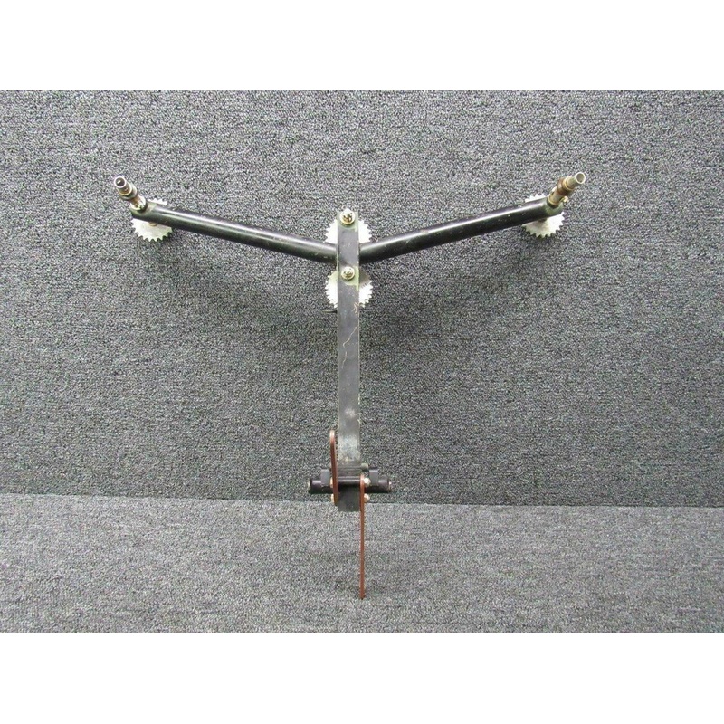 47007-7 / 47334-1 / 47335-1 Rockwell 112A Control Yoke Assy