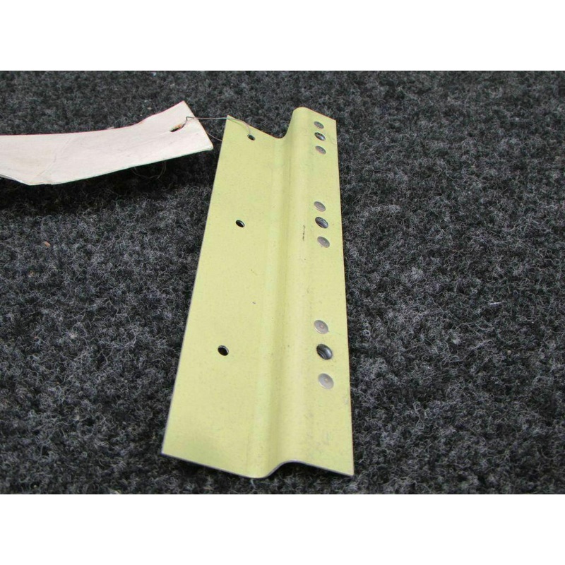 002-820013-3 Beechcraft Bracket Assembly (NEW OLD STOCK) (SA)