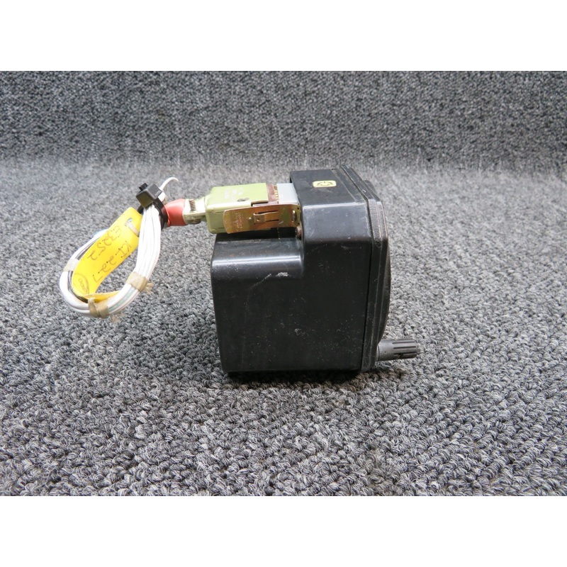 066-3063-01 Bendix King KI-227 ADF Indicator (Volts: 28) (CORE)