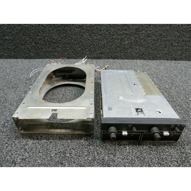 069-1024 Bendix King KX155 VHF Nav / Comm / Glideslope RCVR (Volts: 14) (CORE)