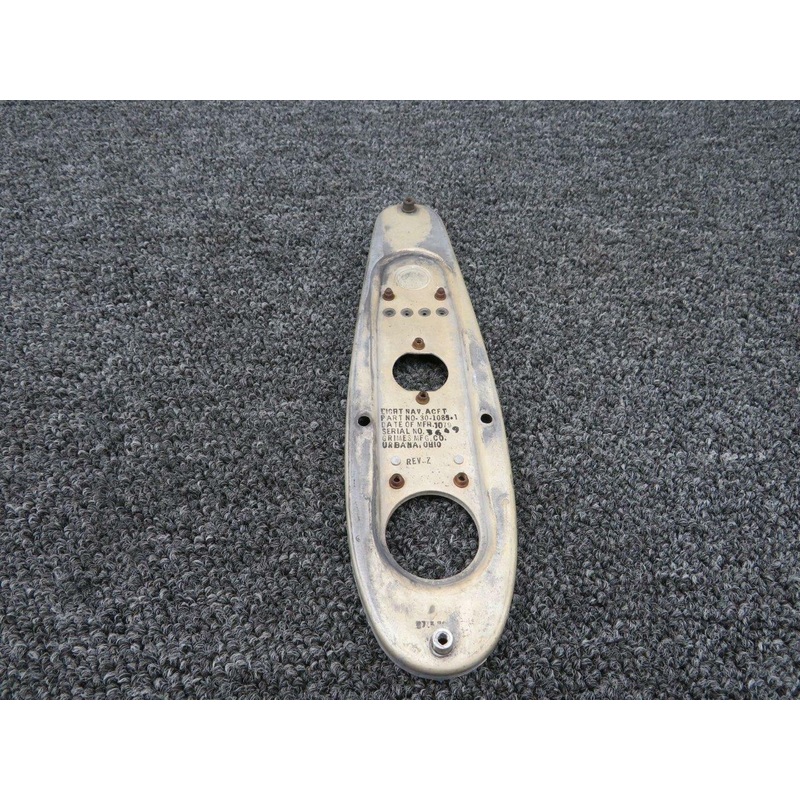 31-3695-1 (Alt: 30-1085-1) Grimes Light Mounting Plate Assembly