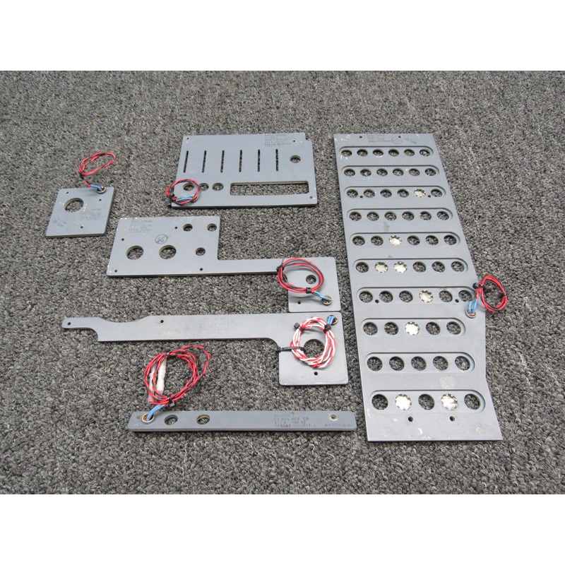 9910077-9 / 9910077-30 / 9910077-5 Cessna 421B Grimes Lighted Panels (28V)
