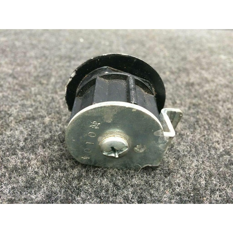 Cirrus SR22 Lock Push Button Door