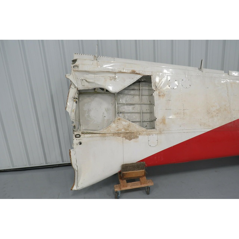 (Spar PN: 35-110061-2) Beechcraft F33A Wing Assembly RH